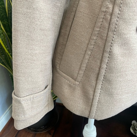 H&M Jacket - Picture 5 of 7